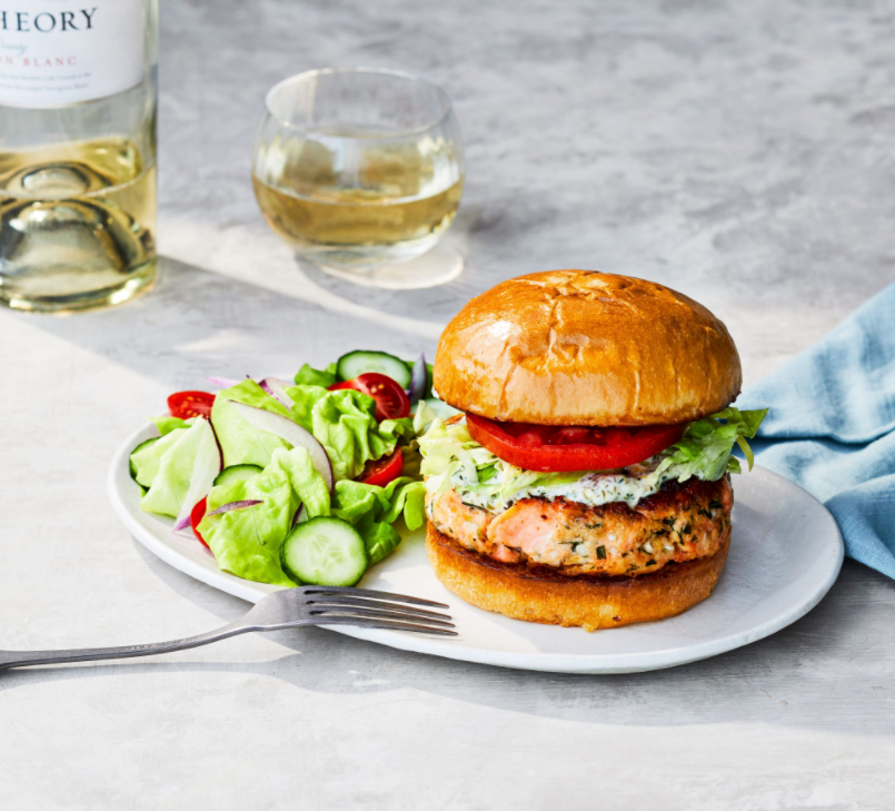 http://aksalmonco.com/cdn/shop/articles/Creamy_Tartar_Sauce_for_Salmon_Burger.png?v=1627950288