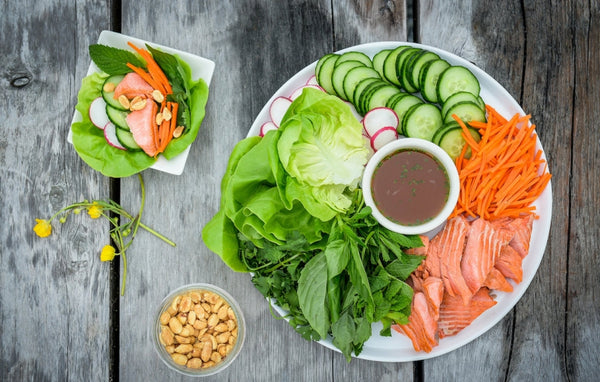 Pan-Fried Salmon Lettuce Wraps